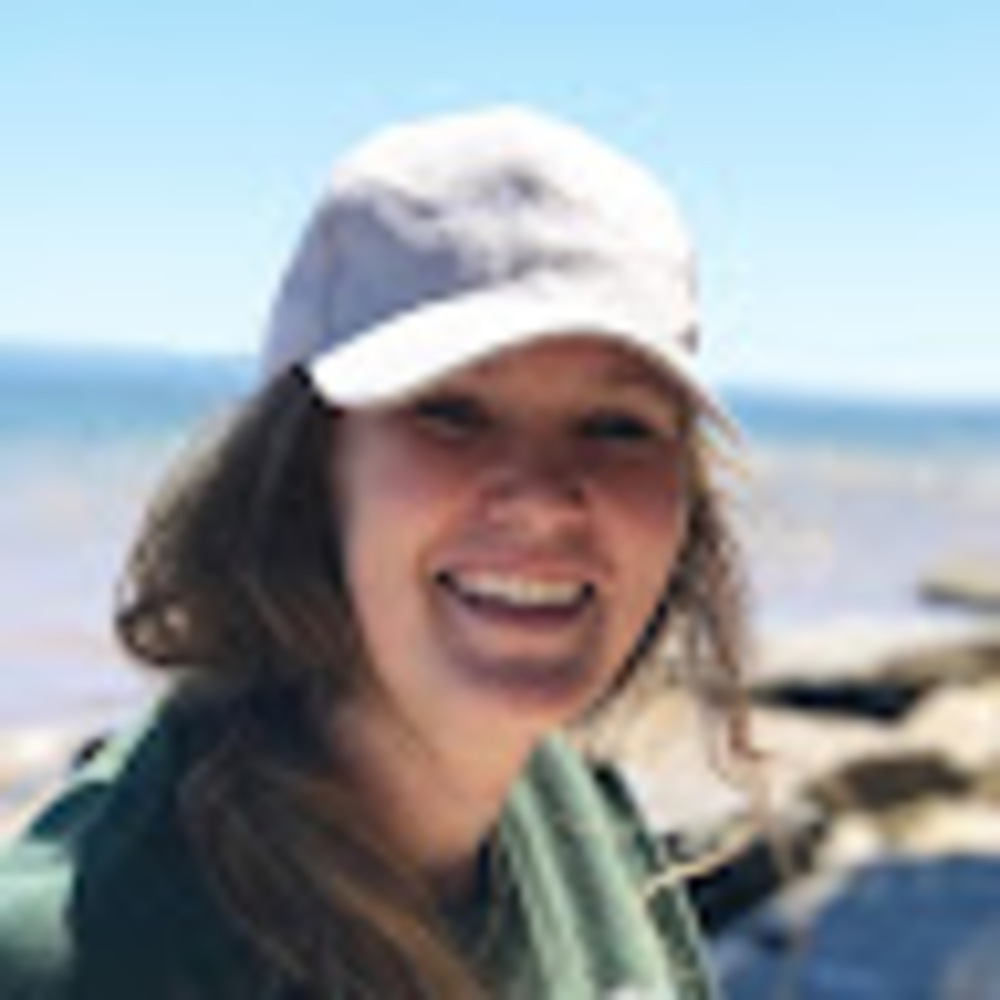 Meet your Posher, Courtney
